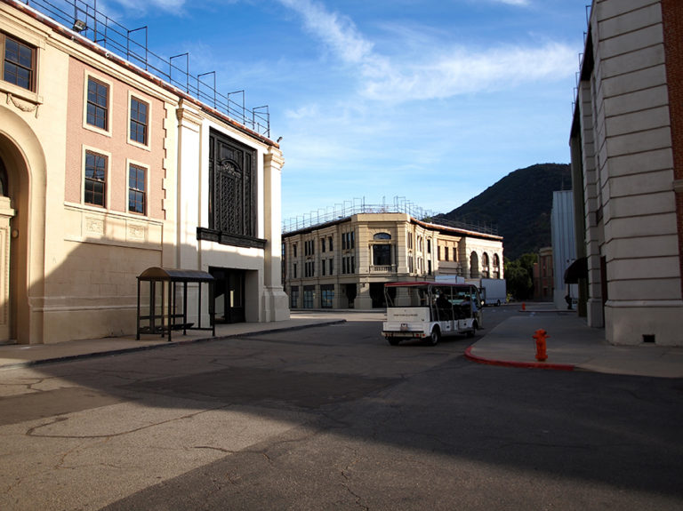 Visiter Warner Bros studios en voiturette